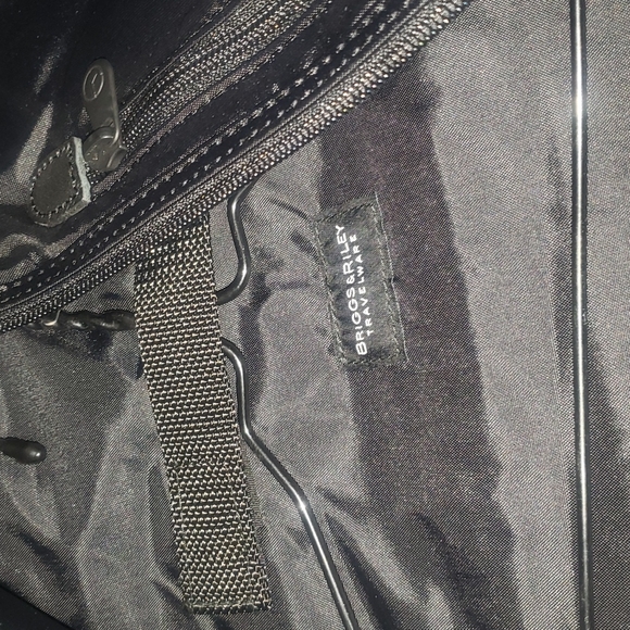 Briggs and Riley - Picture 8 of 8